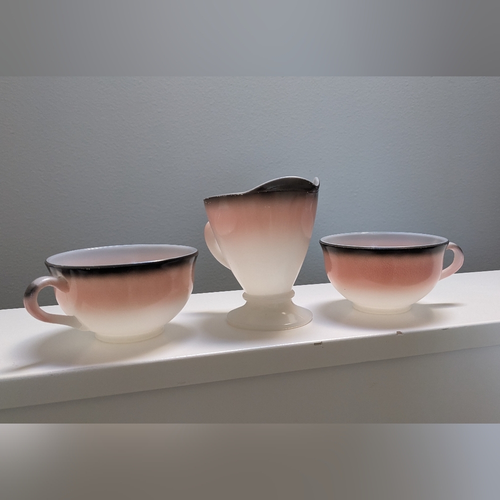Vintage 1950s Hazel Atlas Pink & Black Ovide Milk Glass Cups and Cream Pitcher - Picture 9 of 9